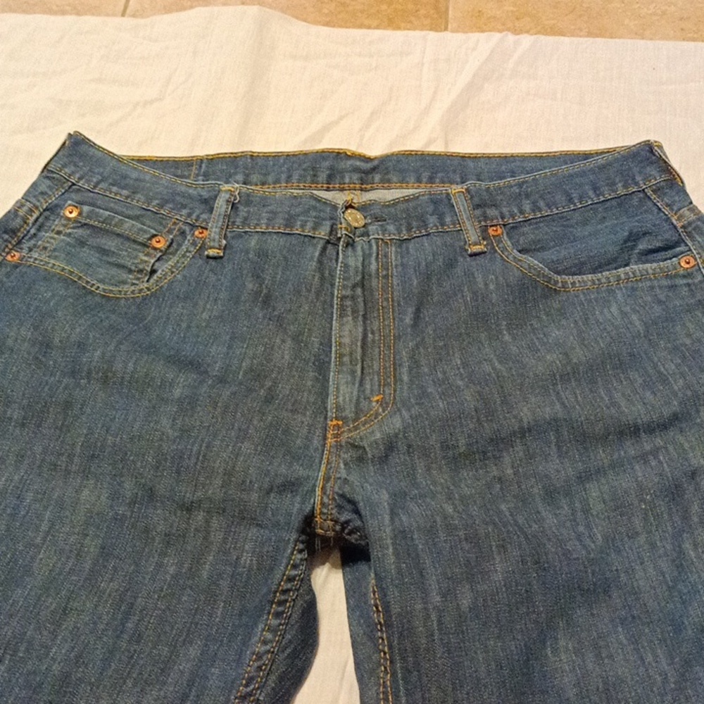 Mens Gently Used Levis Jeans